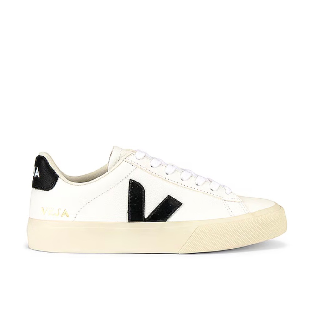Vejas Campo Sneakers in Extra White & Black